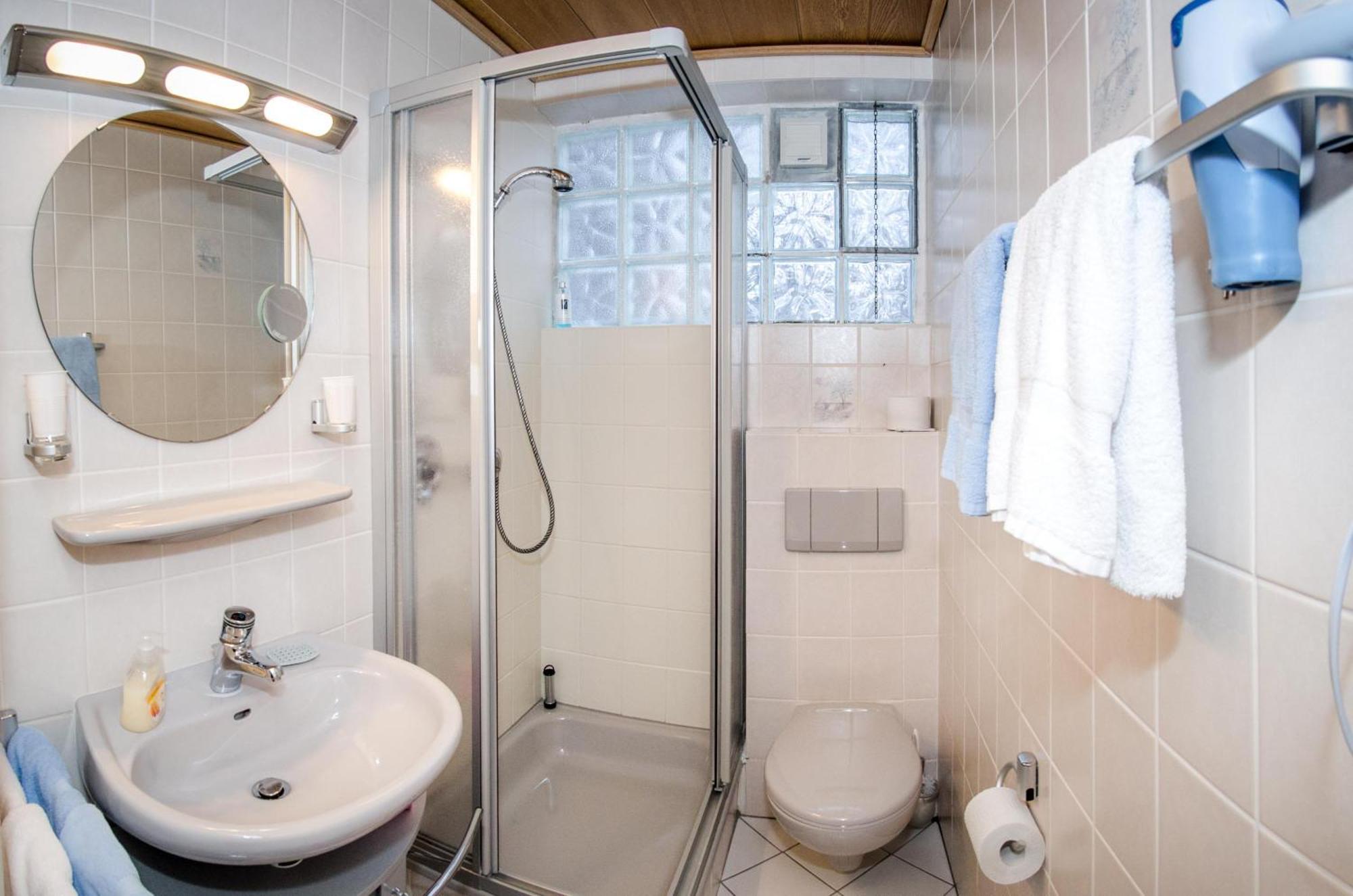 Hotelpension Schroeder Willingen (Upland) Quarto foto